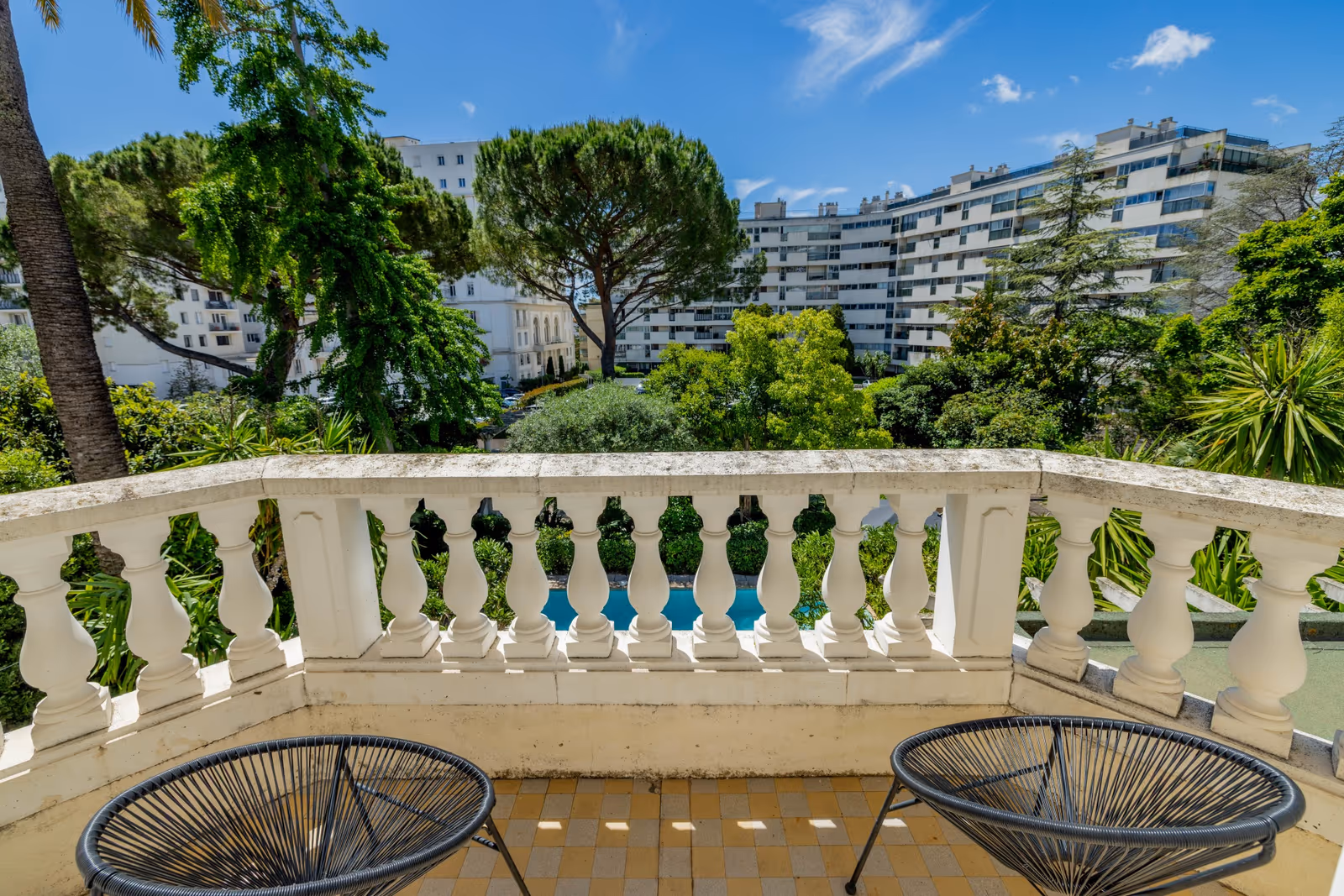 4-Bedroom Belle Époque Villa in Cannes with Pool — view 33