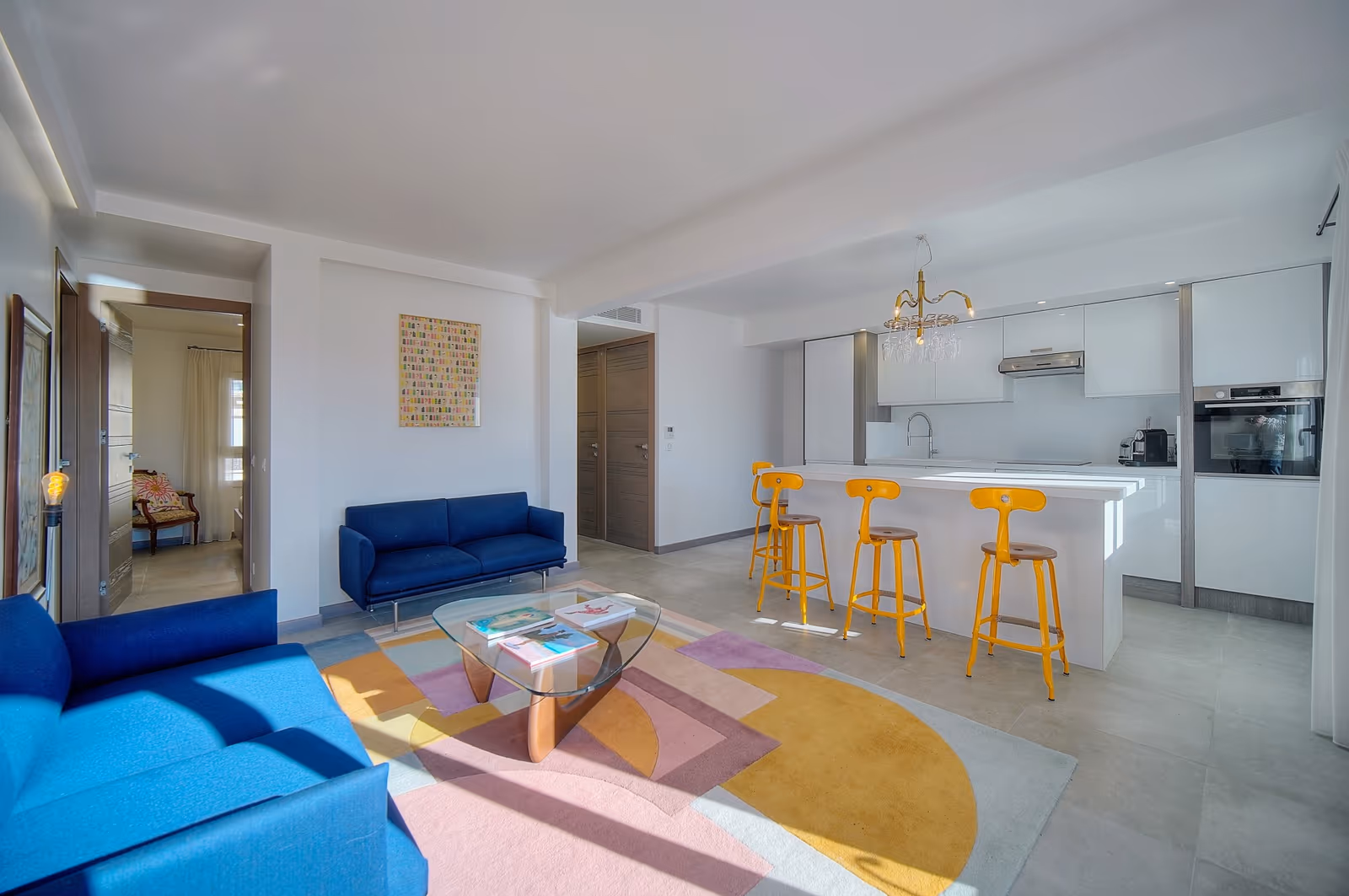 1-Bedroom Apartment near the Martinez with Private Terrace — view 1