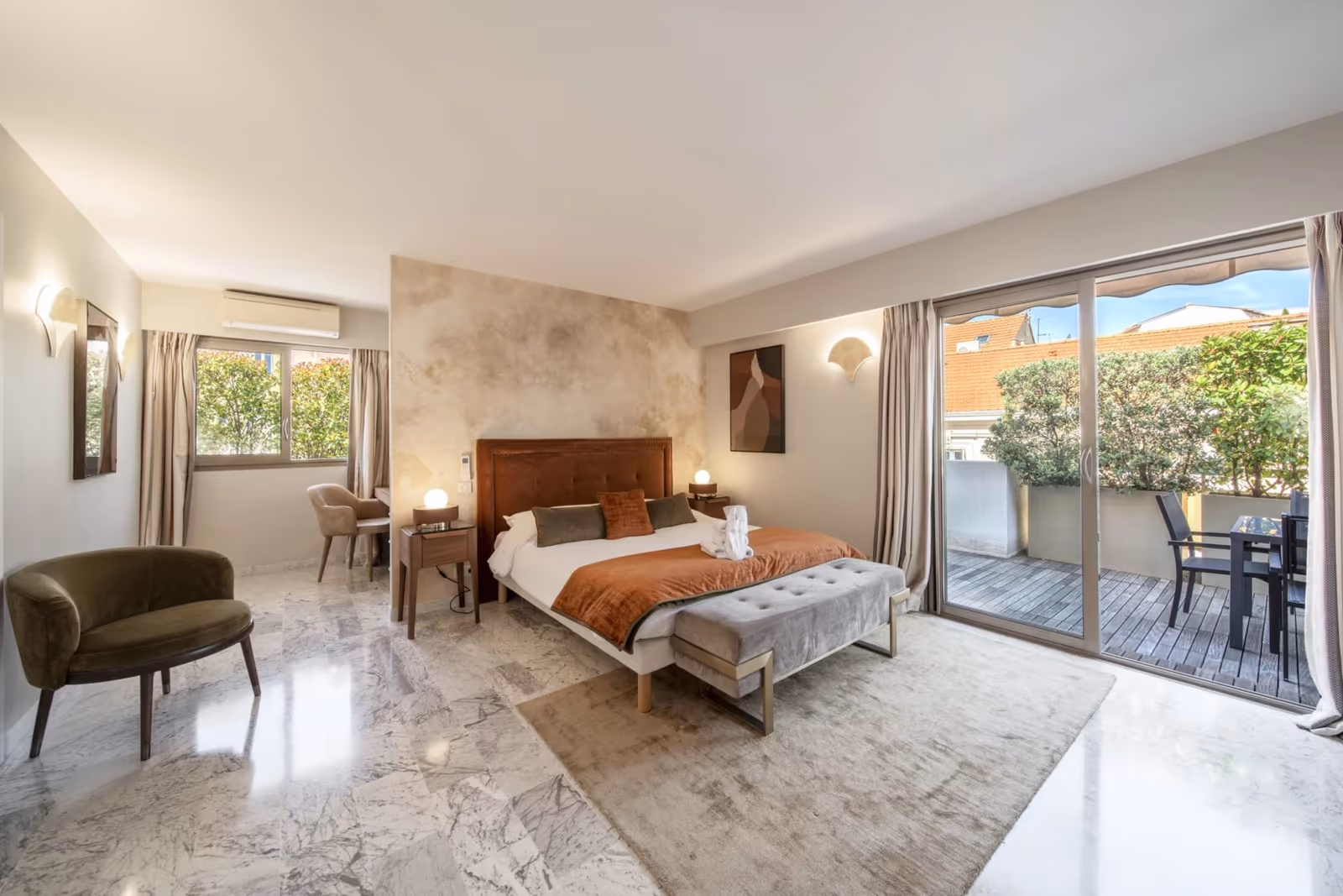4-Bedroom Penthouse near the Croisette with Sea View — view 12