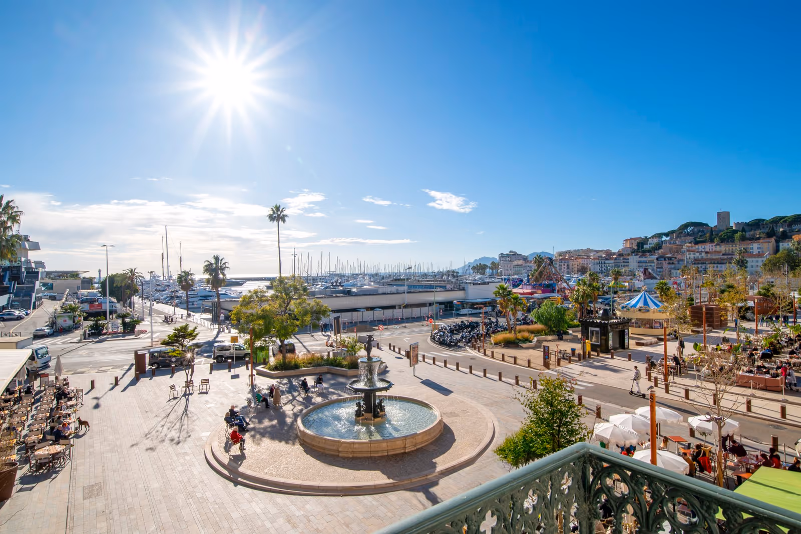 2-Bedroom Apartment opposite the Palais with Croisette View — view 8