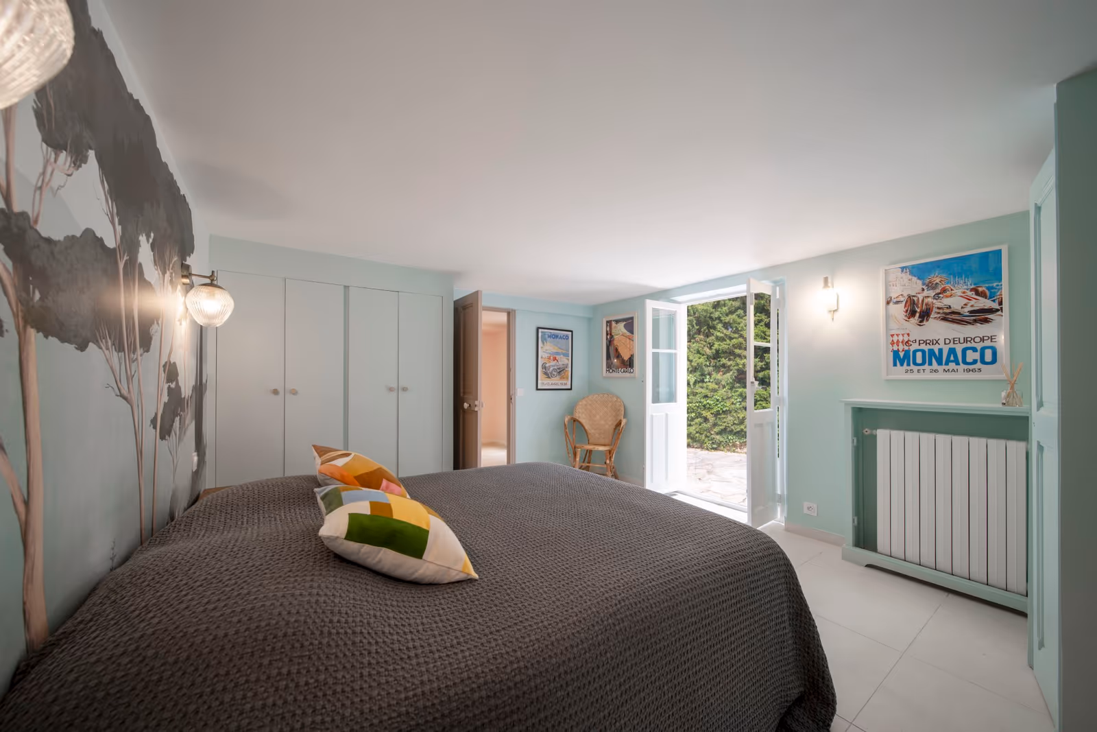 6-Bedroom Belle Époque Villa near Cannes with Pool — view 16