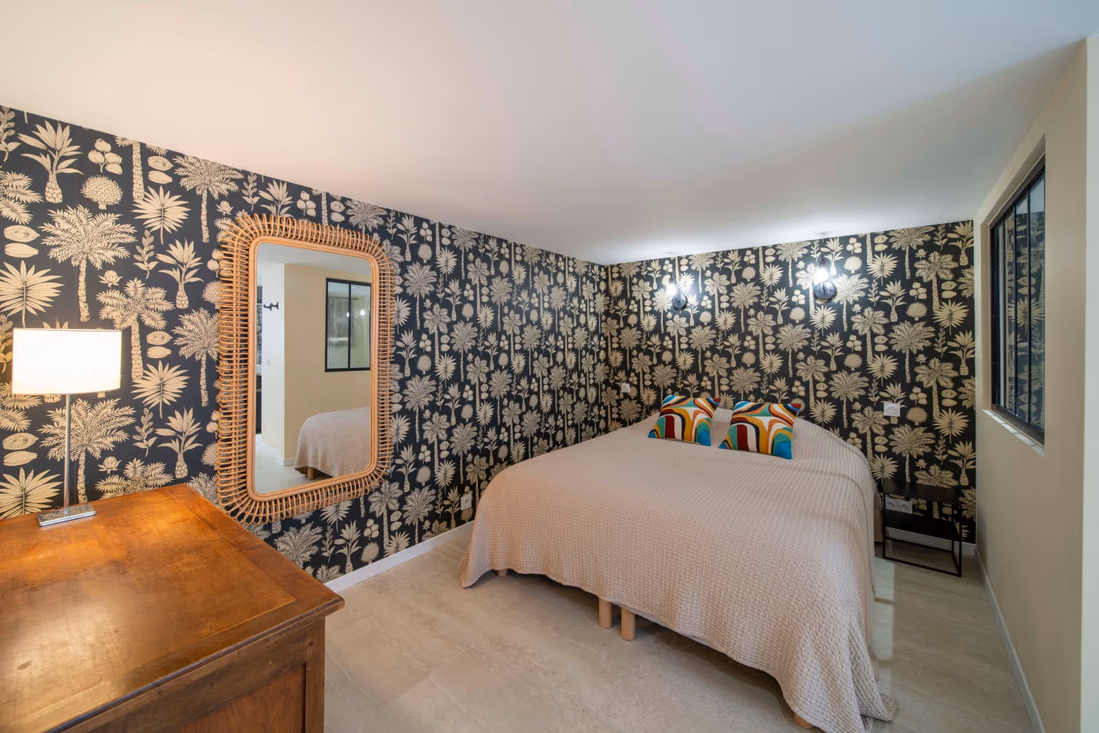 6-Bedroom Belle Époque Villa near Cannes with Pool — view 26