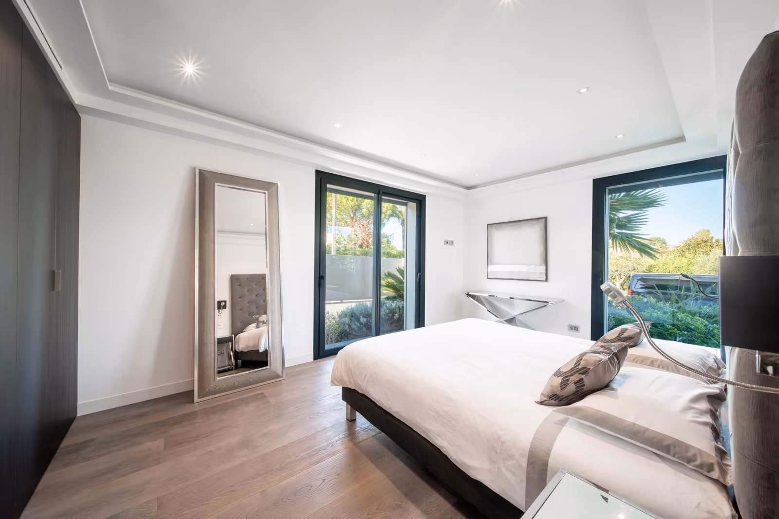 5-Bedroom Villa in La Californie with Private Spa — view 15