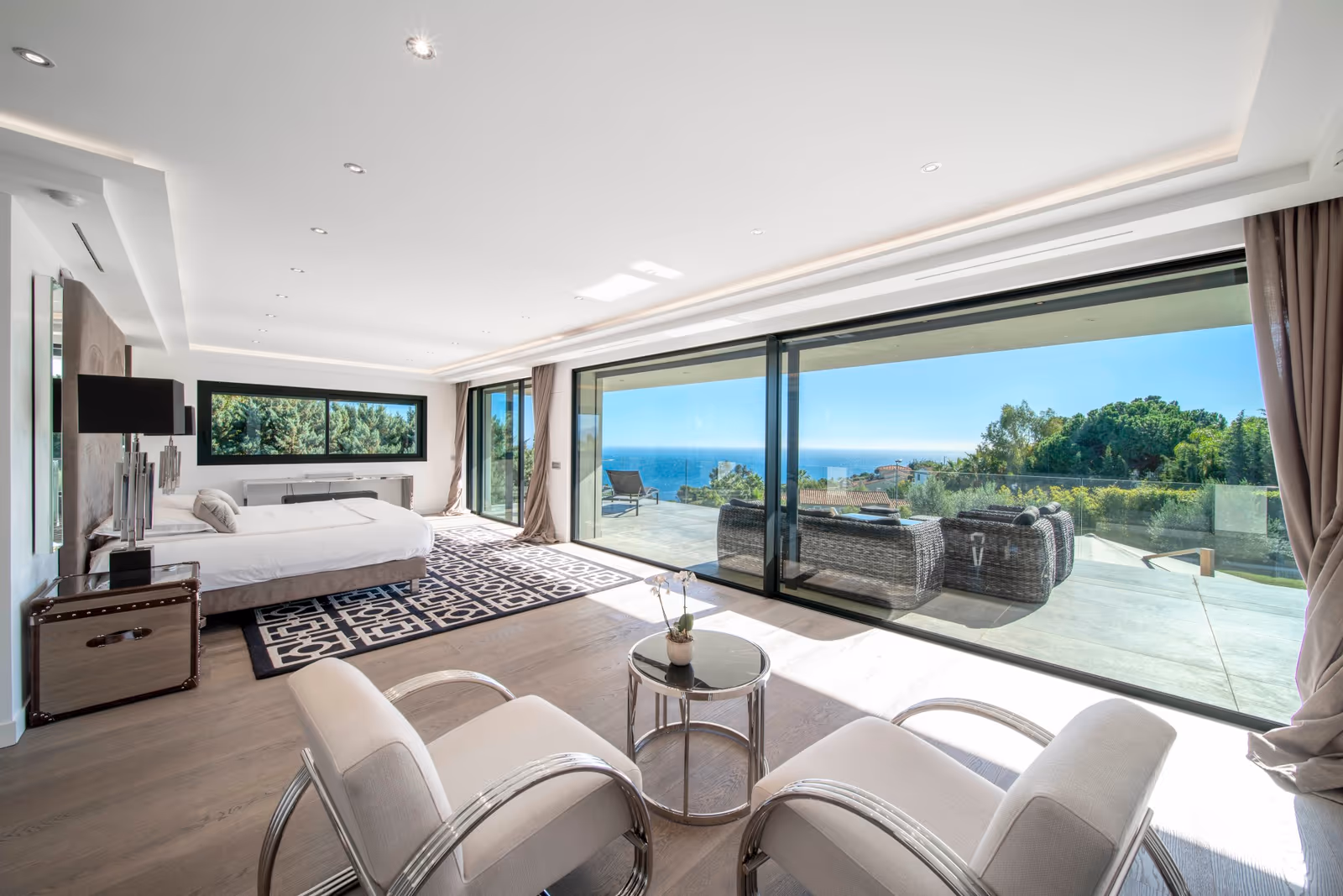 5-Bedroom Villa in La Californie with Private Spa — view 18