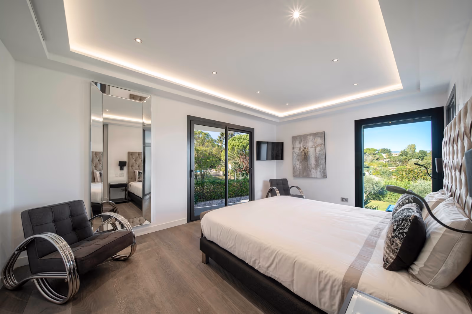 5-Bedroom Villa in La Californie with Private Spa — view 21