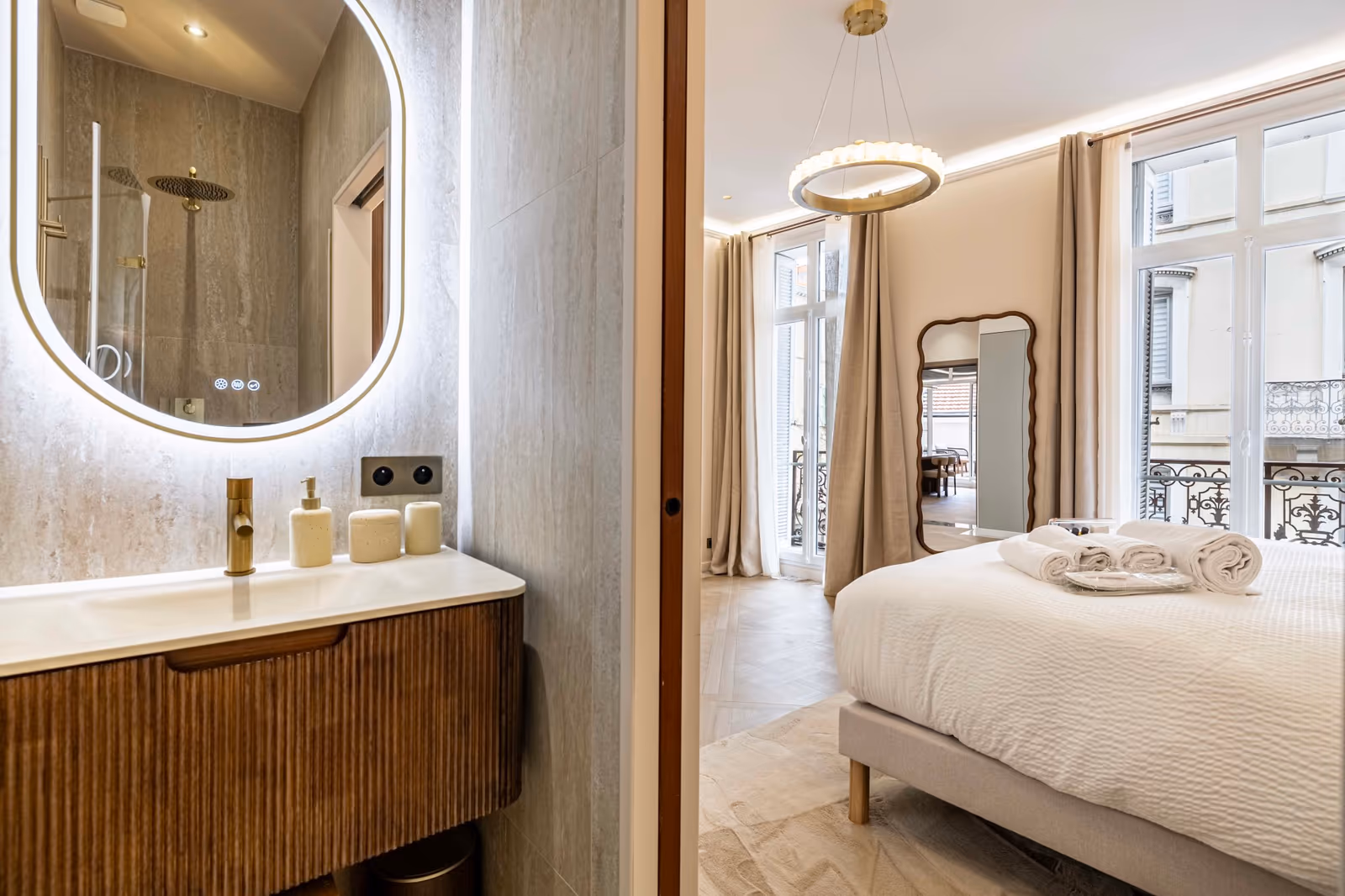 3-Bedroom Renovated Apartment in Cannes with South Terrace — view 7