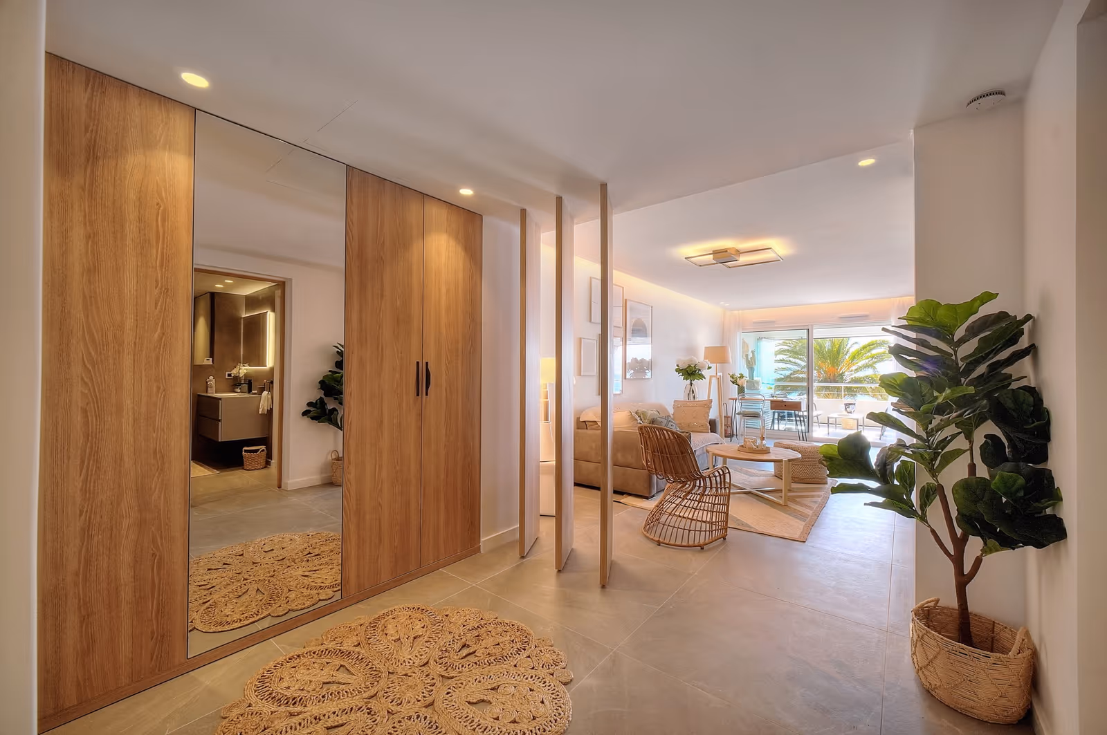 1-Bedroom Seafront Apartment in Villeneuve-Loubet — view 13