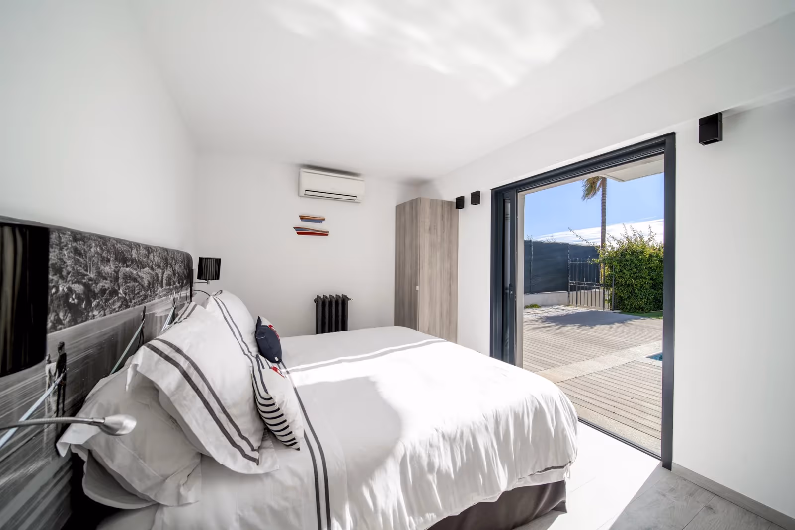 6-Bedroom Sea View Villa near Cannes Centre with Pool — view 12