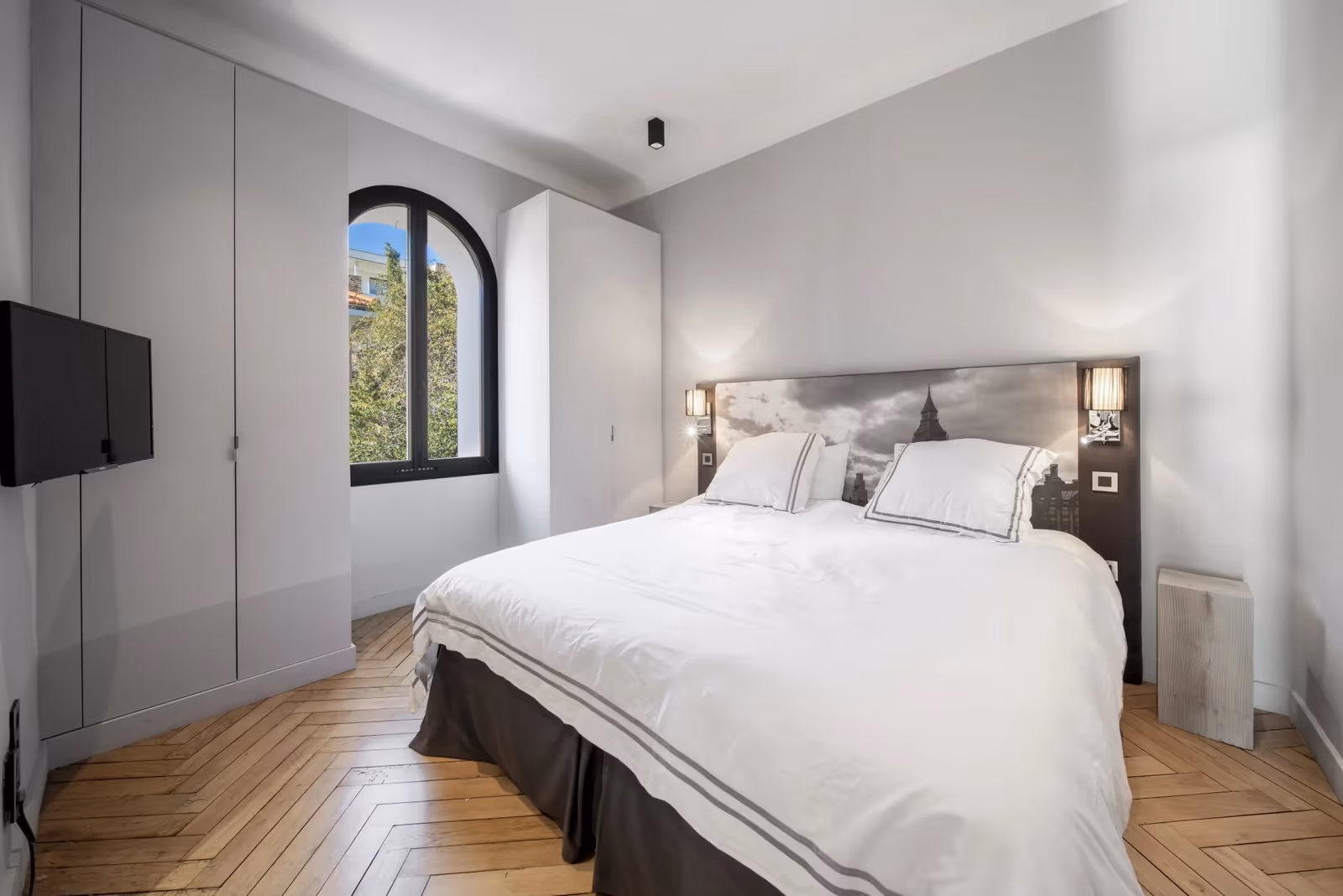 6-Bedroom Sea View Villa near Cannes Centre with Pool — view 18