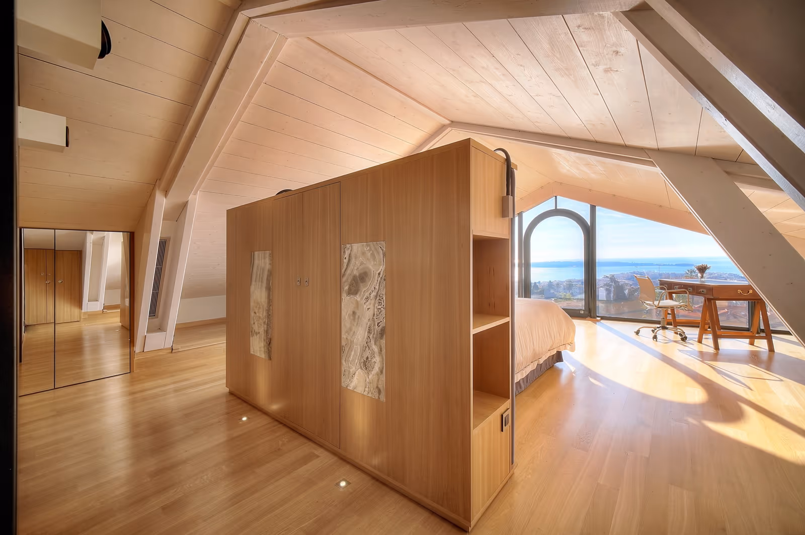 6-Bedroom Sea View Villa near Cannes Centre with Pool — view 13
